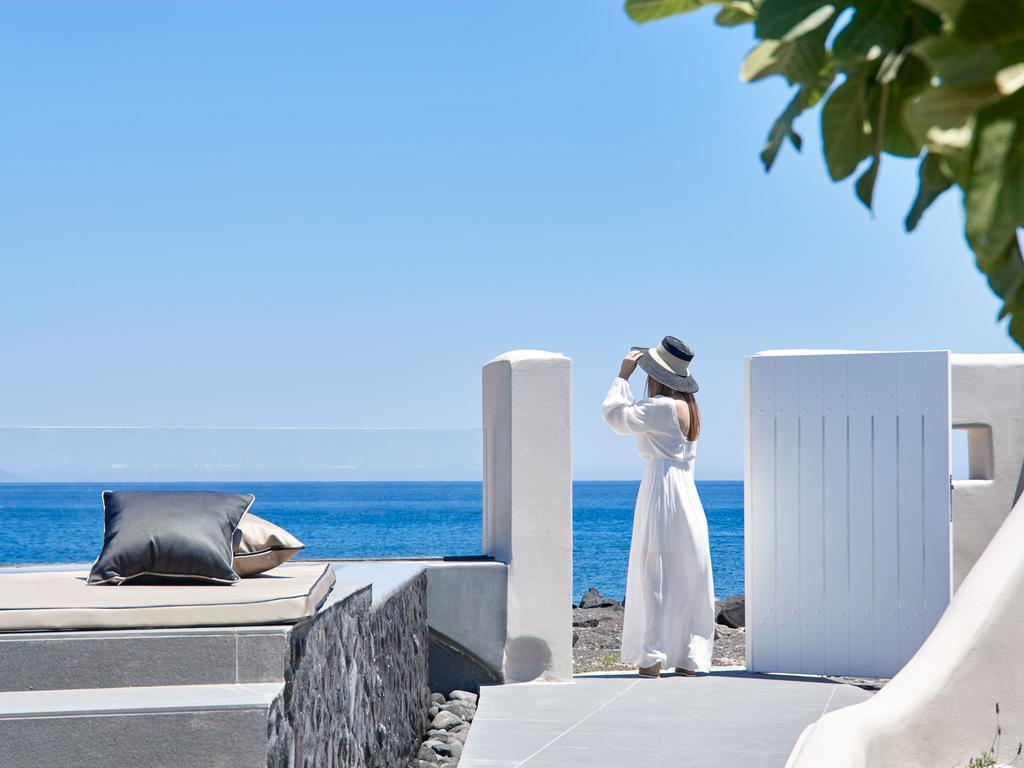 Incognito Beach Villa Santorini Kamári Buitenkant foto