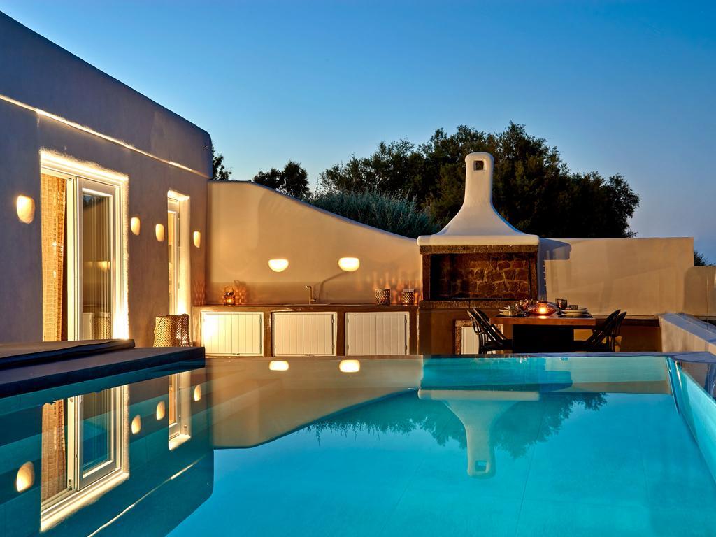 Incognito Beach Villa Santorini Kamári Buitenkant foto