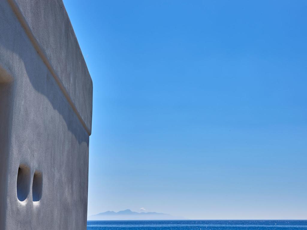 Incognito Beach Villa Santorini Kamári Buitenkant foto